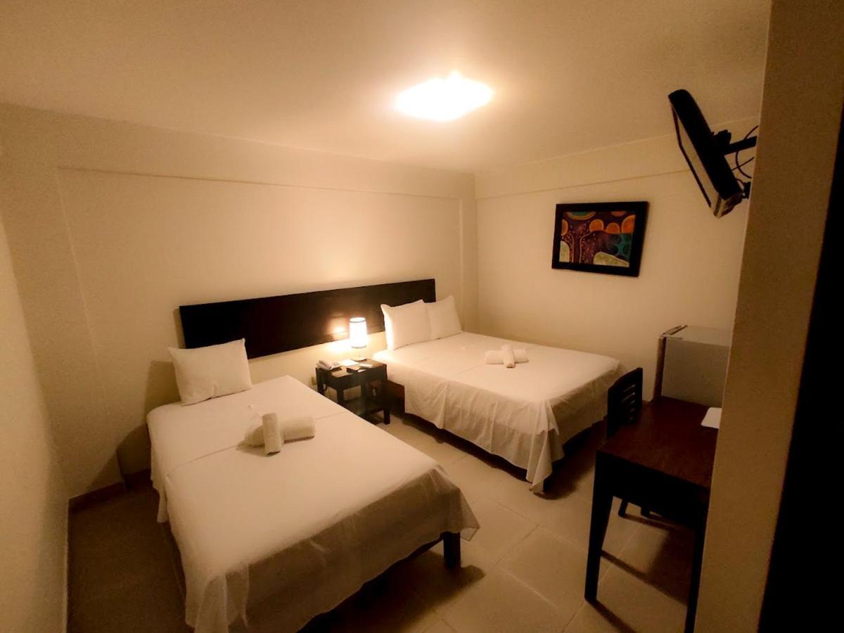 Hotel Boulevard Plaza 푸카이파 외부 사진