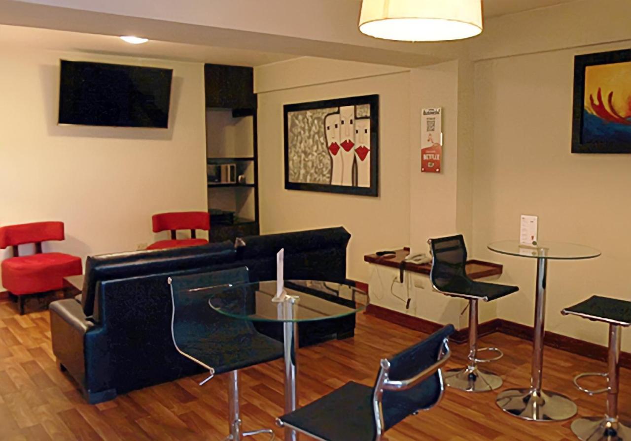 Hotel Boulevard Plaza 푸카이파 외부 사진