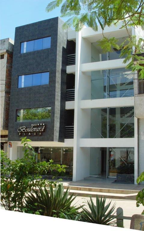 Hotel Boulevard Plaza 푸카이파 외부 사진