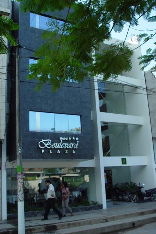 Hotel Boulevard Plaza 푸카이파 외부 사진